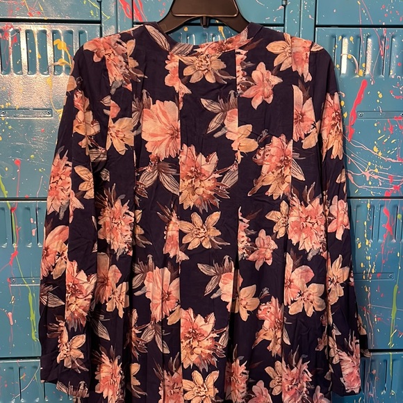 Blu Pepper women’s Medium long sleeve with floral design dress. CL05 - Picture 6 of 8